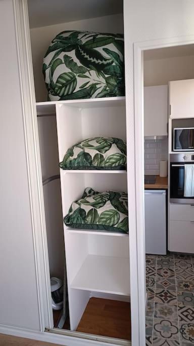 Appartement Studio Cosy 12 Min Arc De Triomphe à Rueil-Malmaison Extérieur photo
